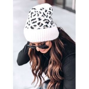 🆕Leopard print hat, so cute & cozy!✨Brand new!